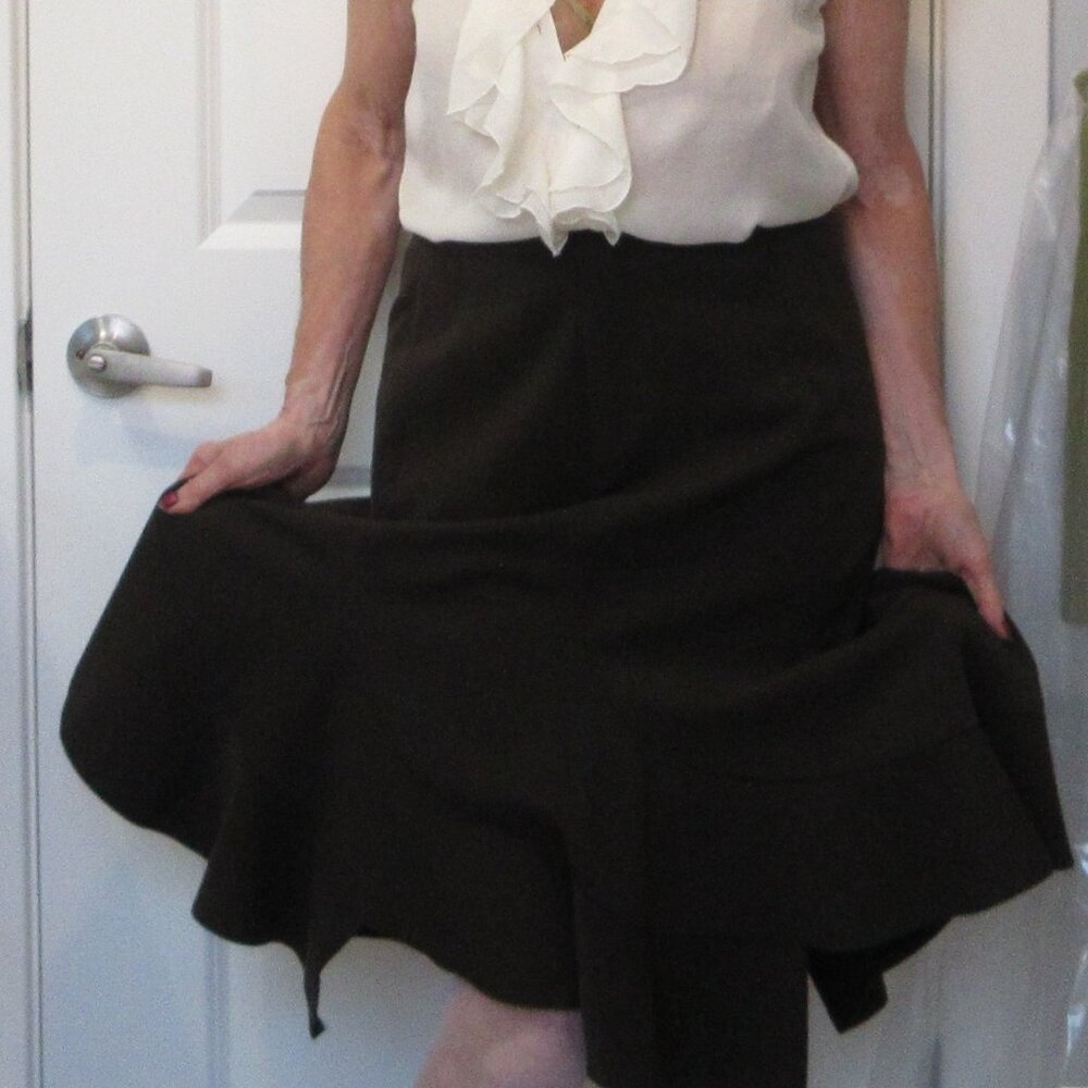 INSIGHT Chocolate Brown Asymmetrical Knit Flare Midi Skirt, size 6 .
